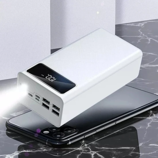 Powerbank 50000 мАч Ym269 Power Bank 50000 мАч Power Bank Четыре выходных порта USB для камеры мобильного телефона, планшета